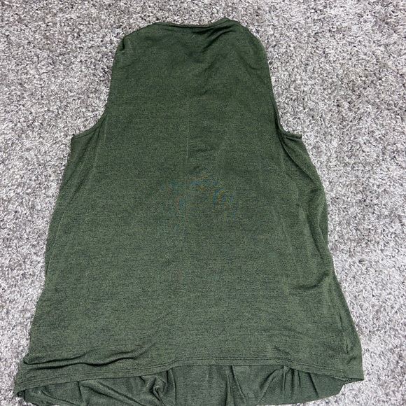Green Tank - Picture 3 of 3